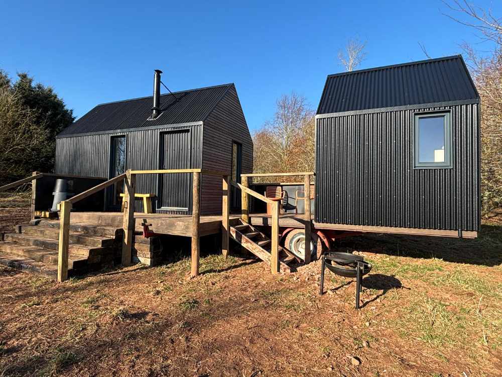 Set Aside at Greenlawdean – Retreat Hut Set Aside at Greenlawdean - Retreat Hut