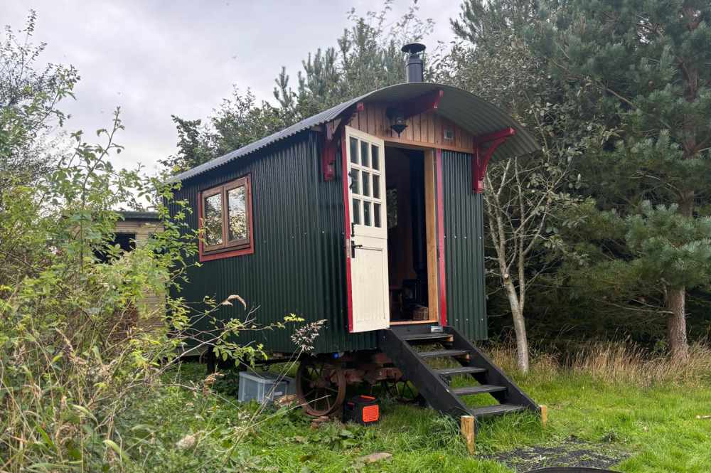 Set Aside Shepherds Hut